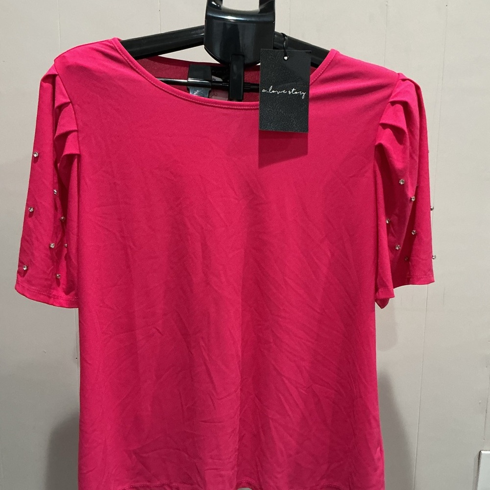 Elegant Fuchsia Blouse with Hardware Accents